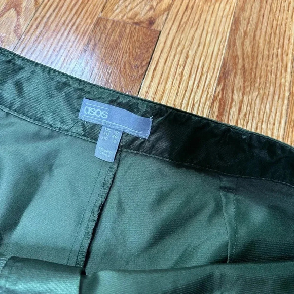 ASOS Green Satin Cargo Style Shorts - Picture 3 of 4